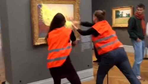 Ekoaktywiści niszczą obraz