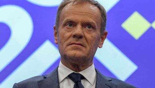 Incydent Sterczewskiego z policją. Tusk zabiera głos