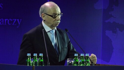 Z. Kuźmiuk: Część posłów w PE uważa, że przy pomocy tzw. warunkowości będą „obalać” rządy