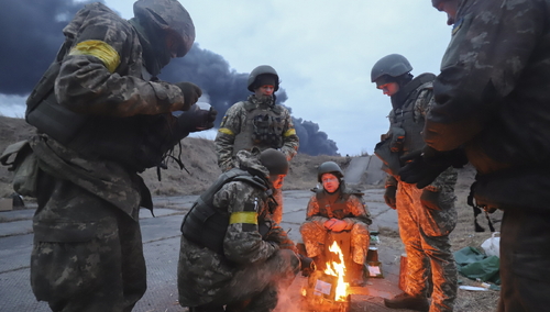 Ukraińscy żołnierze w Kijowie, 27 lutego 2022 r.