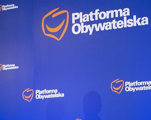 Karuzela z Blogerami. Grzegorz „GrzechG” Gołębiewski: Ponury rok platformy