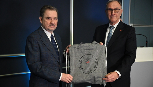 Konferencja pt. „Czy dialog wewnątrzzakładowy ma wpływ na warunki pracy?”