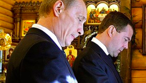 Dmitrij Miedwiediew i Władimir Putin