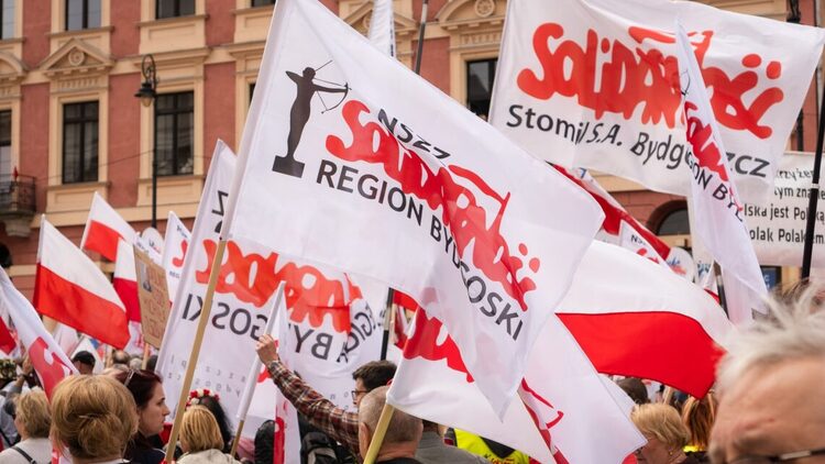 Flagi Regionu Bydgoskiego NSZZ "S" - zdjęcie poglądowe