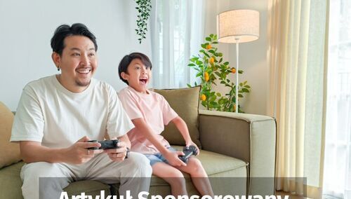 Rodzic grający z dzieckiem w grę - zdjęcie poglądowe