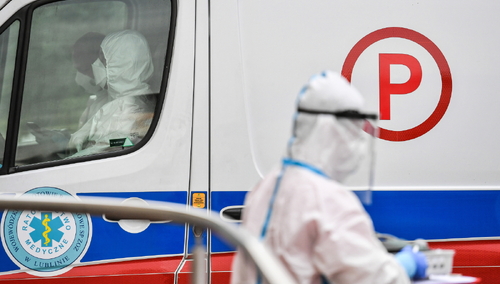 Ponad 13 tys. zakażeń koronawirusem. Nowy raport resortu zdrowia