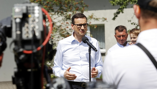 Premier Morawiecki apeluje do Polaków