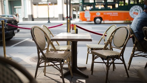 Restauracja, stolik, zdjęcie podglądowe