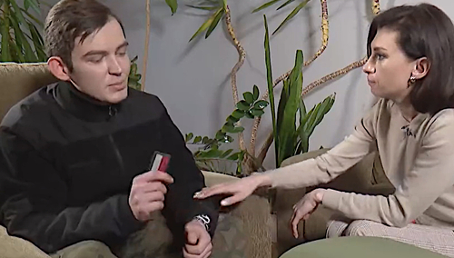 Dezerter Emil Czeczko w reżimowej białoruskiej telewizji