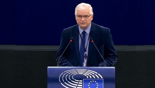 Włodzimierz Cimoszewicz przemawiający w Parlamencie Europejskim