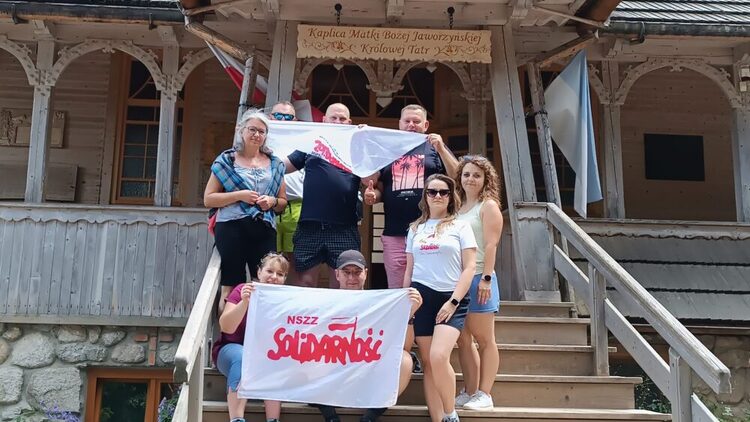 Wyprawa do stóp Królowej Tatr na Wiktorówkach