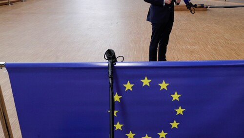 Politico: Bruksela chce powiązania środków na rezygnację z węgla z przestrzeganiem praworządności