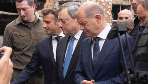 [Felieton "TS'] Waldemar Biniecki: Festiwal obietnic