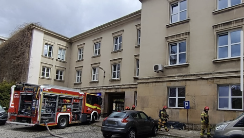 Akcja straży pożarnej w warszawskiej podstawówce 