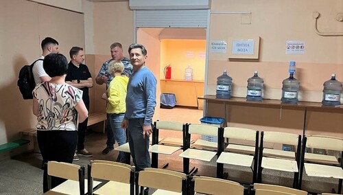 Piotr Duda na Ukrainie. „Przekazaliśmy pomoc na odbudowę szkoły”