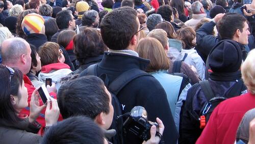 Tłum ludzi, zdjęcie podglądowe