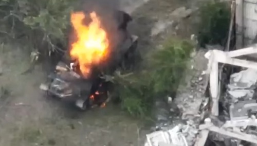 Zniszczone działo "Pion"