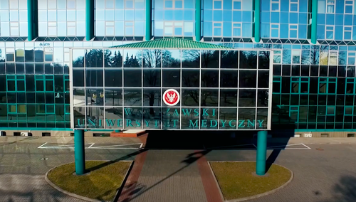 Skandal na WUM? „Zachęcano nas, by na szczepienia wziąć kolegów”