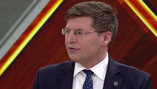 [video] Poseł Jaskóła: Ja bym nie przeceniał urzędników. Tusk pokazał, że niewiele miał do powiedzenia