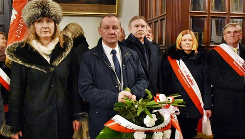 Częstochowa. Apel Jasnogórski poświęcony ofiarom stanu wojennego