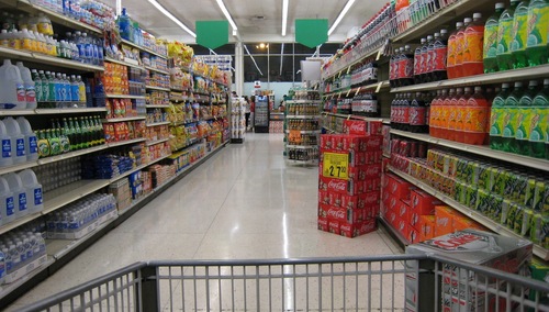 Przerażająca historia. Za sklepową lodówką przez 10 lat spoczywały zwłoki…