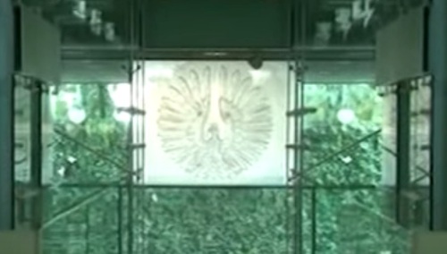 "Prosimy o usunięcie z kompleksu budynków Sądu Najwyższego zielonych imitacji godła"