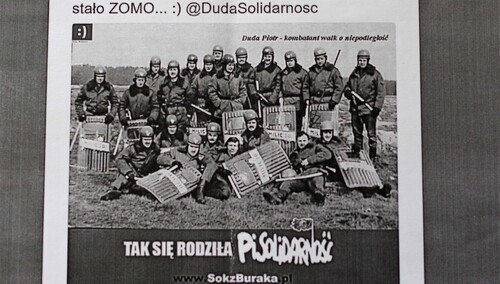 „Sok z Buraka” robił z Dudy ZOMO-wca. Ten „fejk” trzyma się dobrze