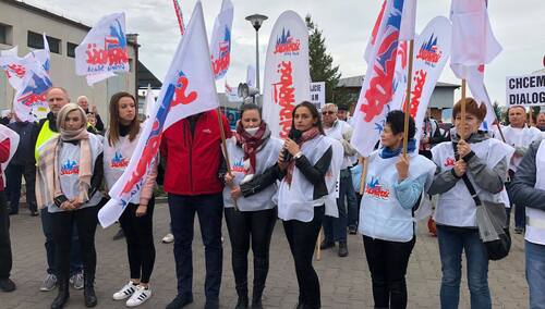 Pracownicy PEPCO zaprotestowali przeciwko łamaniu praw pracowniczych