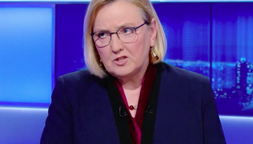 „Polacy zagłosowali na PiS z powodu rozdawnictwa pieniędzy”. Thun uważa, że Polacy nie chcą reformy sądów