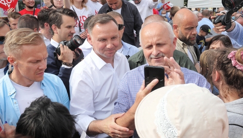 [NAJNOWSZY SONDAŻ] IBRIS dla "Polityki": Kto wygra II turę? Niecały 1 pp. przewagi zwycięzcy