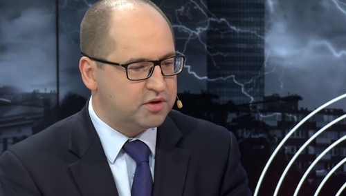 Adam Bielan skomentował publikację "GW" dot. "Fortu Trump": "Prawie nic tam nie jest prawdziwe"