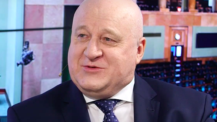 Trzaskowski zbiera podpisy, choć w Dzienniku Ustaw nie ma zarządzenia o wyborach. Szef PKW zabrał głos