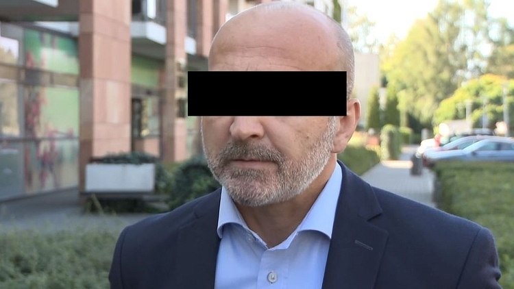 Były premier Kazimierz M. wezwany do prokuratury. Usłyszał zarzuty, grozi mu do 2 lat więzienia