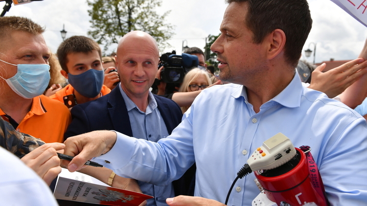 Trzaskowski zwraca się do Kosiniaka-Kamysza. Rzecznik PSL odpowiada