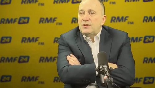 [video] Mazurek: Pan nie potrafi odpowiedzieć bez mówienia o Kaczyńskim? Schetyna: Potrafię. Kaczyński...