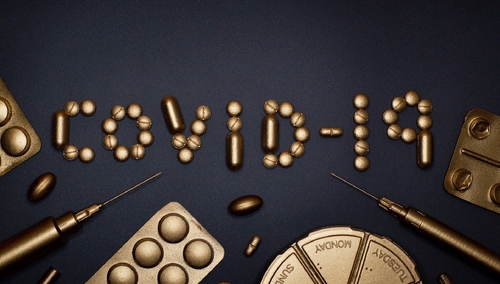 Koronawirus: Ostatniej doby w Polsce ponad dwa razy więcej zachorowań niż ozdrowień