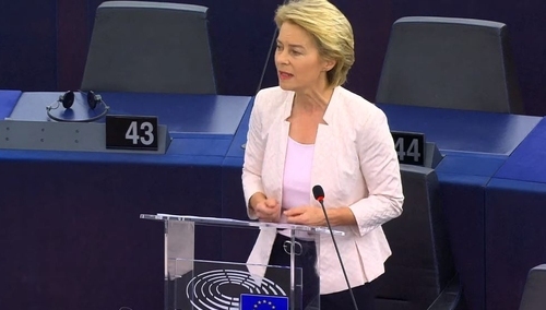 Ryszard Czarnecki: O dekompozycji opozycji i różnicach między von der Leyen a Timmermansem