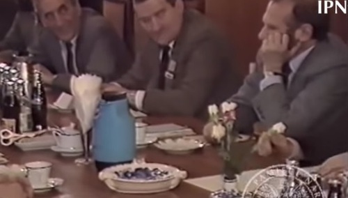 Krysztopa: Czy ktoś może wie dlaczego Wyborcza nie świętuje hucznie 4 czerwca?