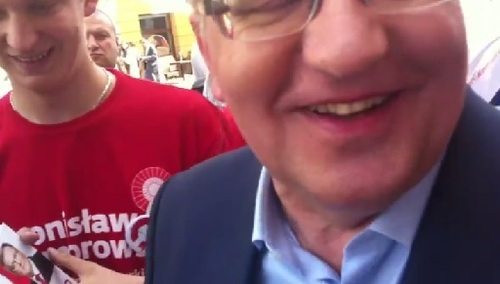 Marcin Brixen: Siedzimy na schodach przeciwko rządom pięści