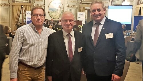 Józef Mozolewski pierwszy z prawej