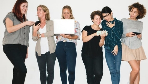 Polityk Wiosny o PO: "Nie było drugiej partii, która by tak ingerowała w prawa kobiet". Tomczyk oburzony