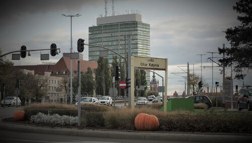 Marek Lewandowski: Rondo Ofiar Katynia i Halloween? To co najmniej niestosowne, a nawet niedopuszczalne