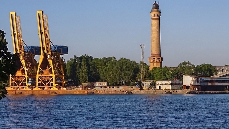 Planowana budowa terminalu kontenerowego w Świnoujściu nie podoba się Niemcom