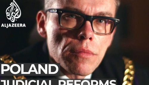 J.Kwaśniewski: Tuleya skarży się na PL w kraju gdzie emisja obligacji może wymagać orzeczenia religijnego