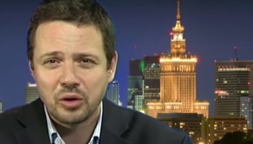 Trzaskowski "ujawnia swoje powiązania z obcymi mocarstwami",ale o rezolucji PE przeciwko Polsce zapomniał