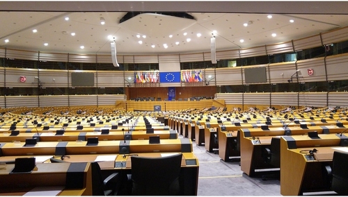 Jest odpowiedź na krytykę Polski przez PE. Konserwatyście przygotowali własny projekt rezolucji