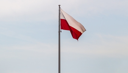 "PL znów osamotniona. Czechy i Węgry dogadują się z KE za plecami Warszawy ws. neutralności klimatycznej"