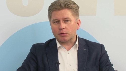 Matczak: "Brońmy wolności sztuki i słowa". Piela: "Będę się na Pana powoływać podczas przesłuchań"