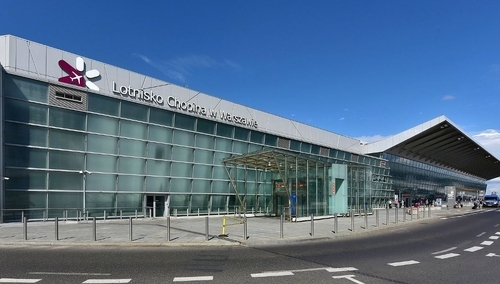 Zbigniew Kuźmiuk: 17 mln pasażerów odprawionych w 2018 roku na lotnisku w Warszawie