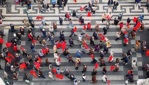 Prawy Sierpowy: Kto wypuścił zakonserwowany komunizm z puszki?